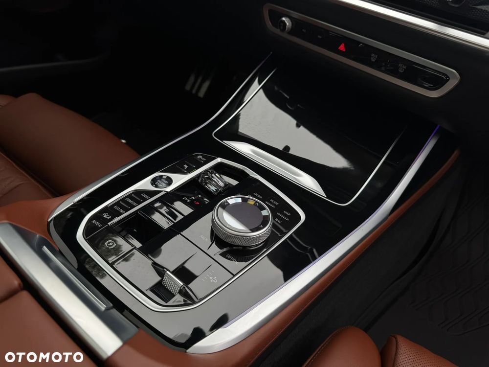 BMW X7 xDrive40i mHEV M Sport Edition sport - 22