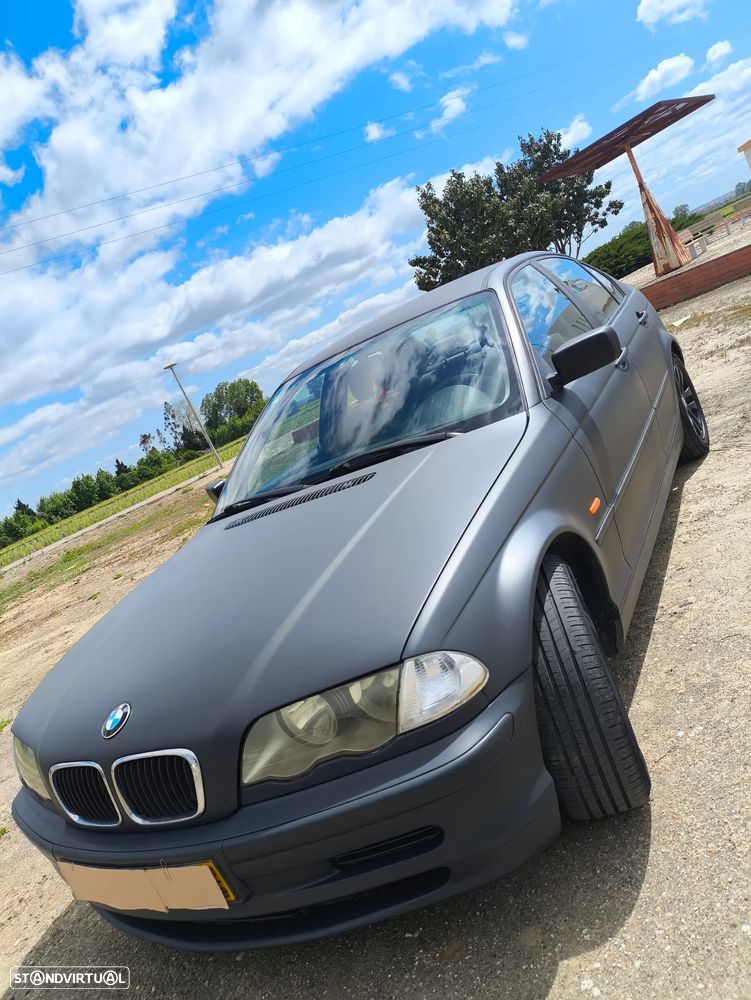 BMW 320 d - 1