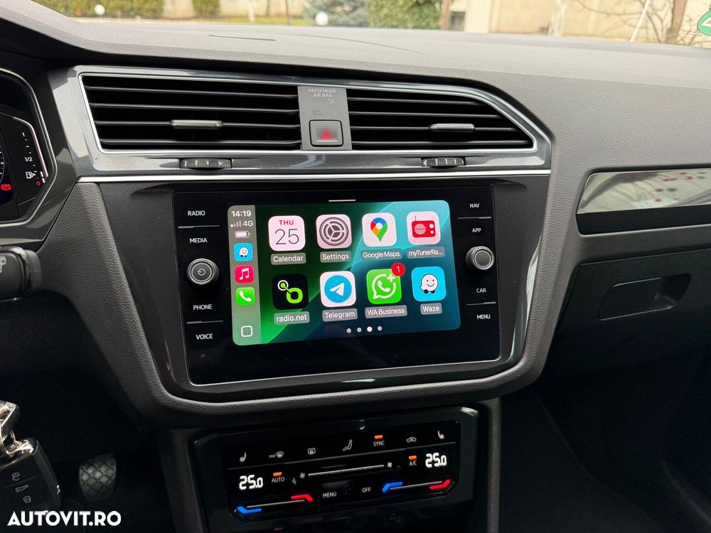 Volkswagen Tiguan - 23