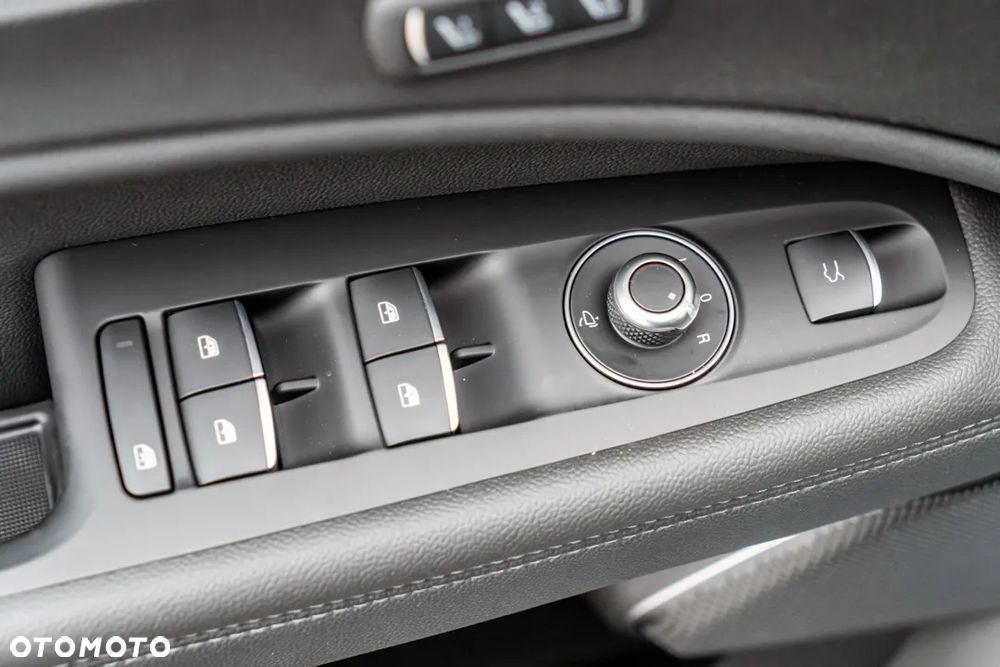 Alfa Romeo Stelvio 2.0 Turbo Veloce Q4 - 19