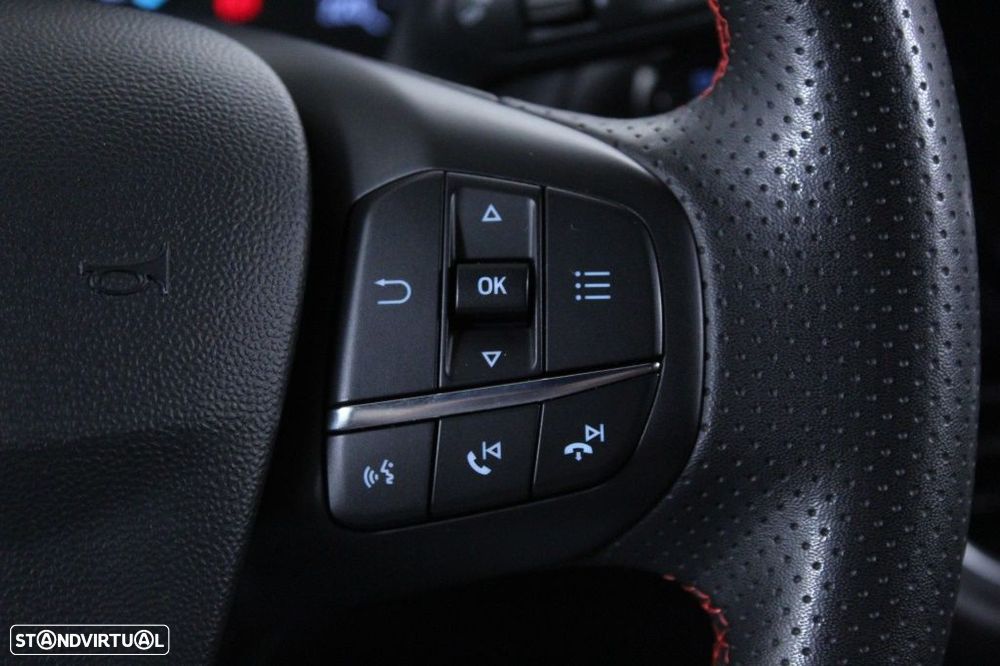 Ford Fiesta 1.0 EcoBoost ST-Line - 24