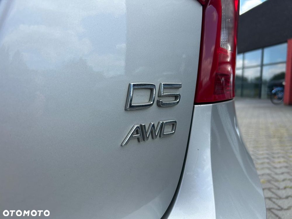 Volvo S60 D5 AWD Geartronic Summum - 9