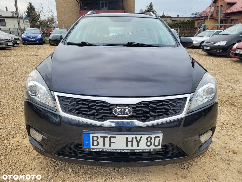 Kia Ceed 1.4 M - 11