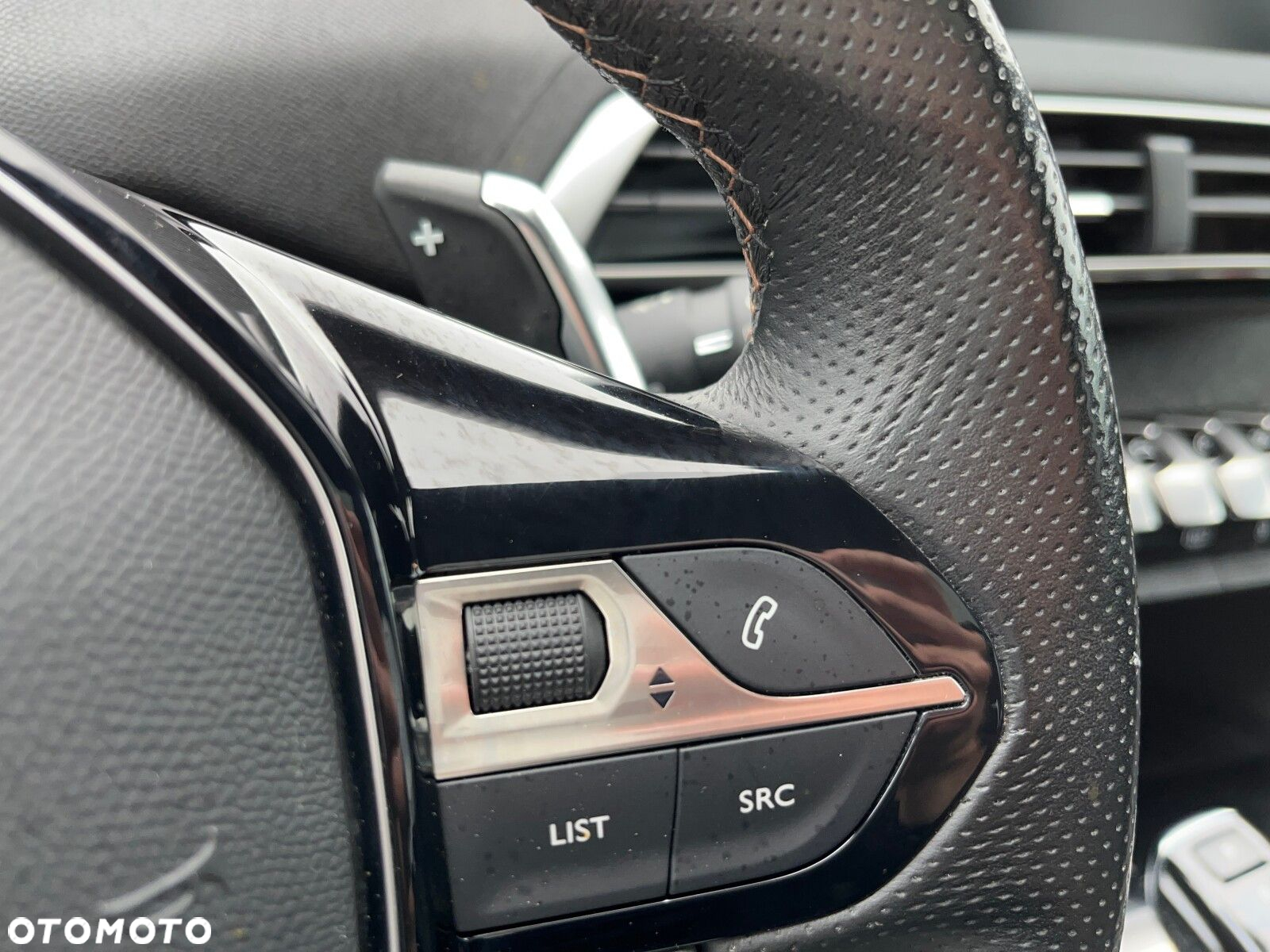 Peugeot 5008 - 28