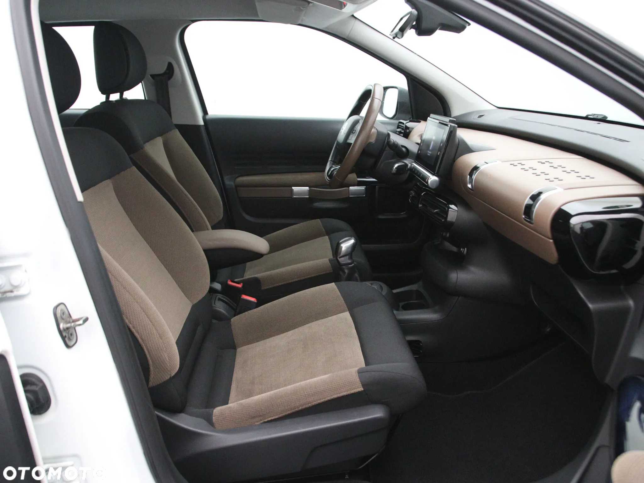 Citroën C4 Cactus - 14