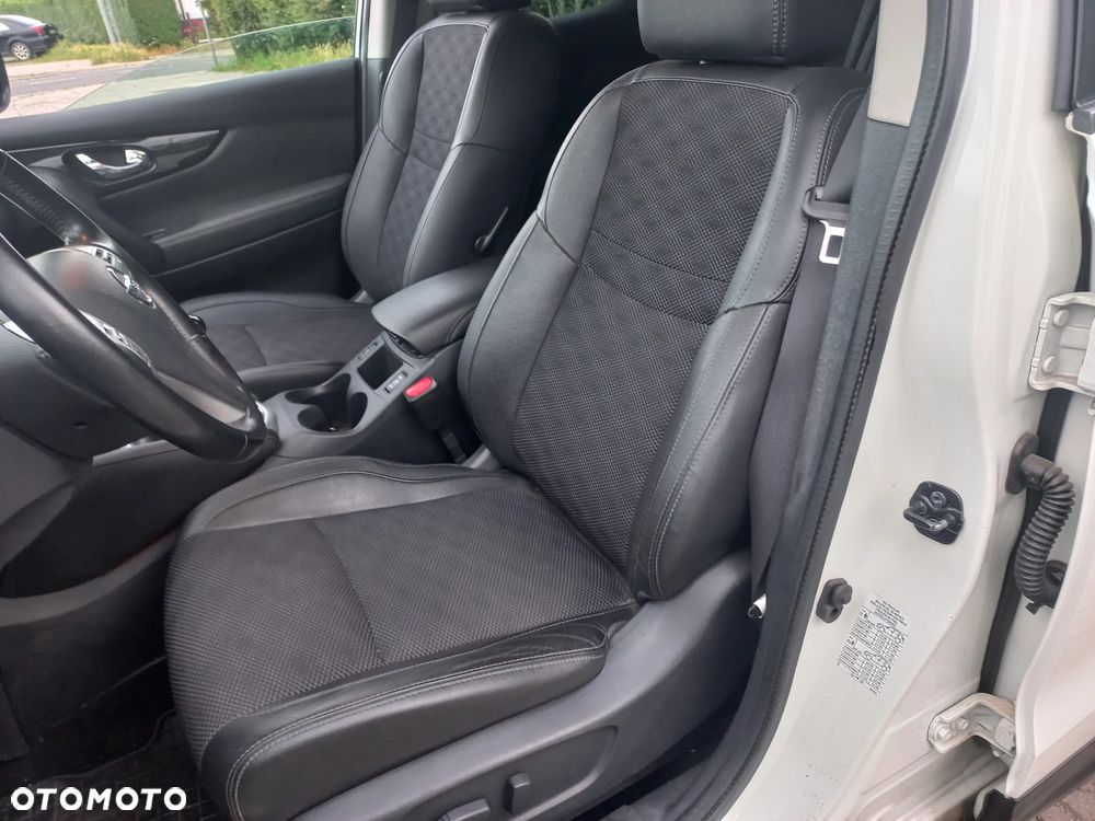 Nissan Qashqai - 10