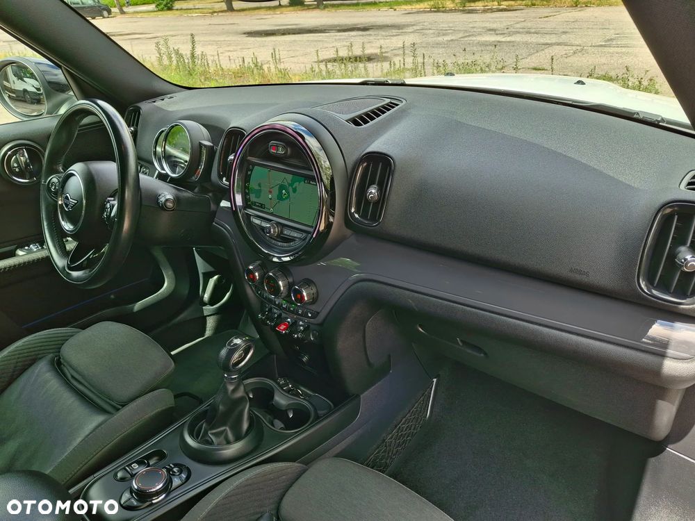 MINI Countryman Cooper ALL4 Classic Trim - 21