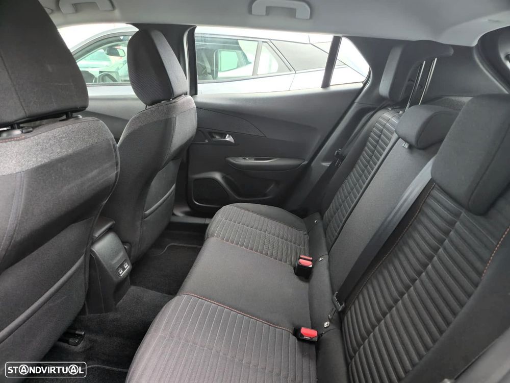 Peugeot 2008 1.2 PureTech Active Pack EAT8 - 9