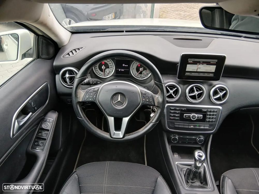 Mercedes-Benz A 200 - 6