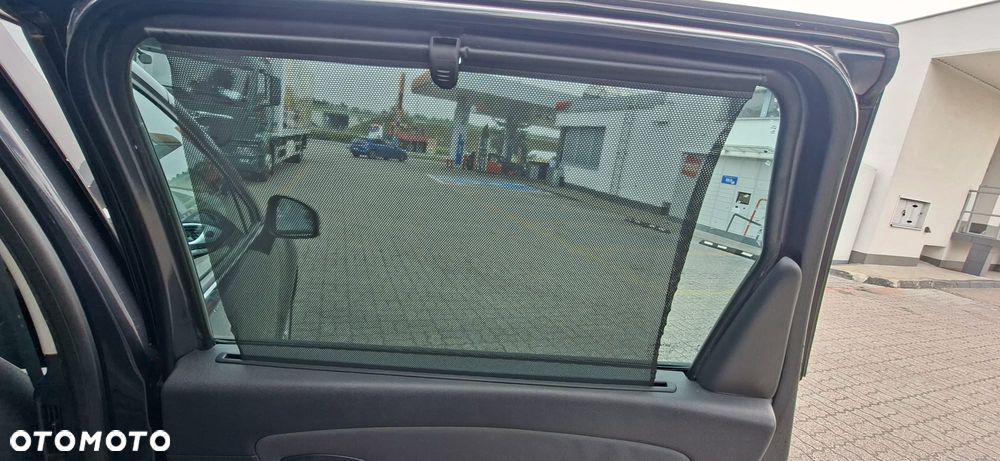 Renault Scenic 2.0 16V Privilege CVT - 29