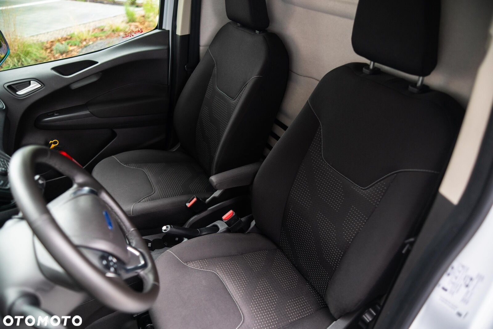 Ford transit-courier EcoBoost Trend - 20