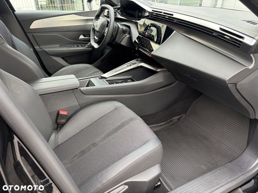 Peugeot 308 1.2 mHEV GT S&S e-DCS6 - 10