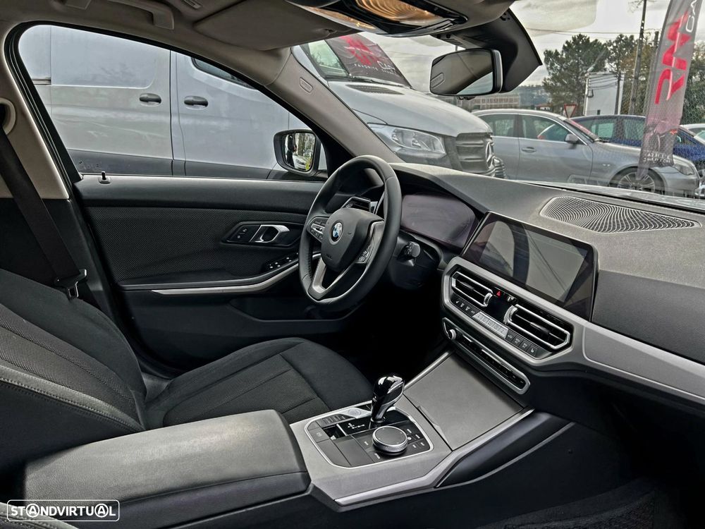 BMW 320 d Touring Line Sport Auto - 14