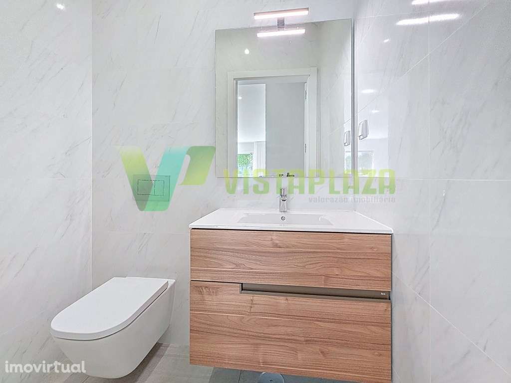 Apartamento de Luxo para Arrendamento na Praia da Rocha com Piscina... - Grande imagem: 3/19