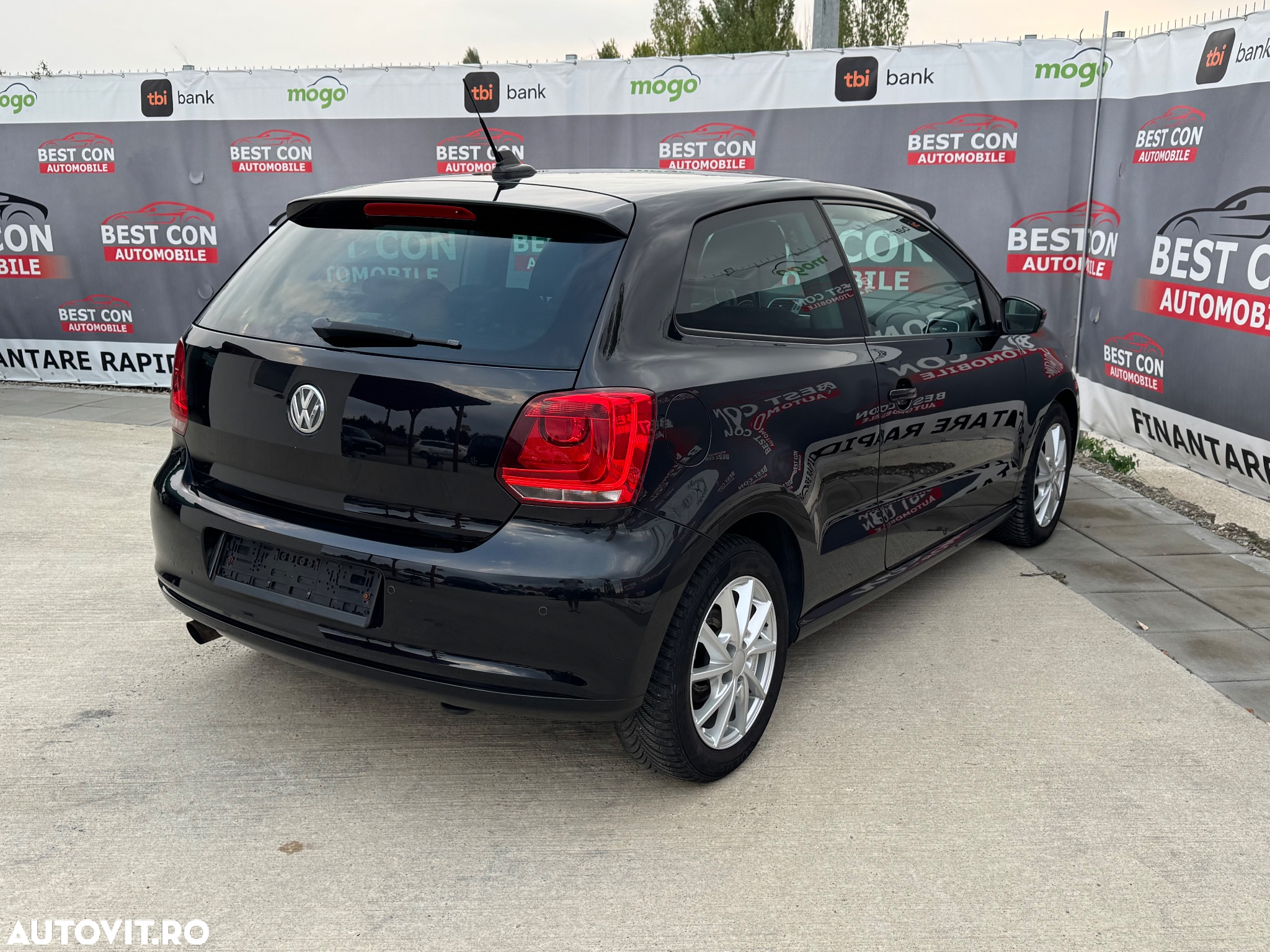Volkswagen Polo 1.6 TDI Highline - 4