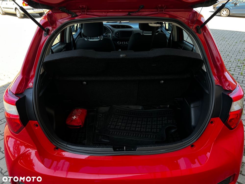 Toyota Yaris 1.5 Premium - 32