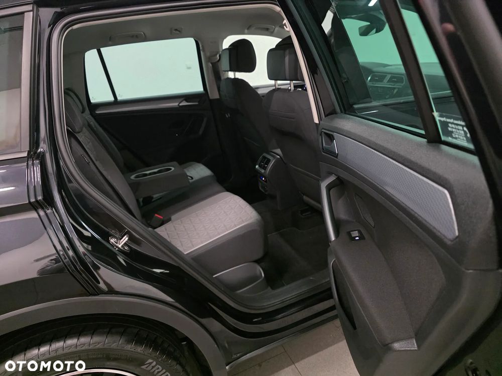 Volkswagen Tiguan 2.0 TSI 4Mot Elegance DSG - 31