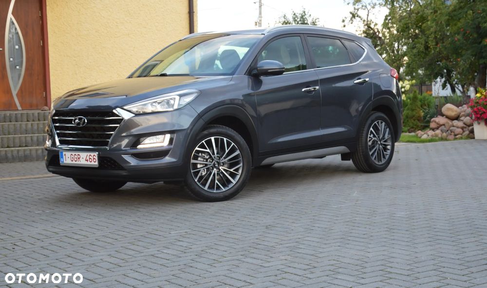 Hyundai Tucson - 2