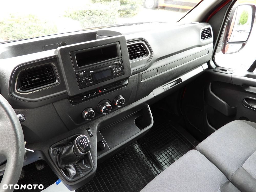 Renault MASTER  PLANDEKA 10 PALET WEBASTO TEMPOMAT LEDY PNEUMATYKA KLIMATYZACJA  165KM - 32