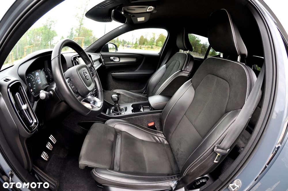 Volvo XC 40 - 24