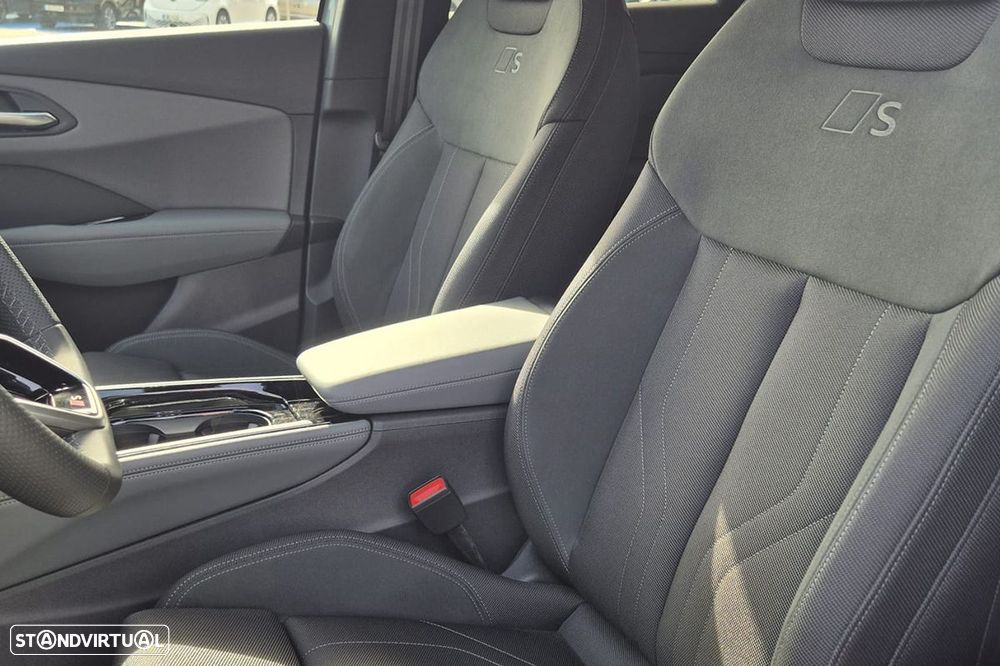 Audi Q3 e-hybrid S tronic - 13