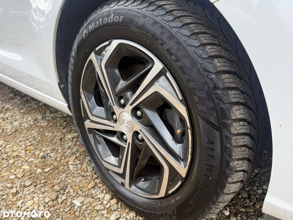 Hyundai i30 - 18
