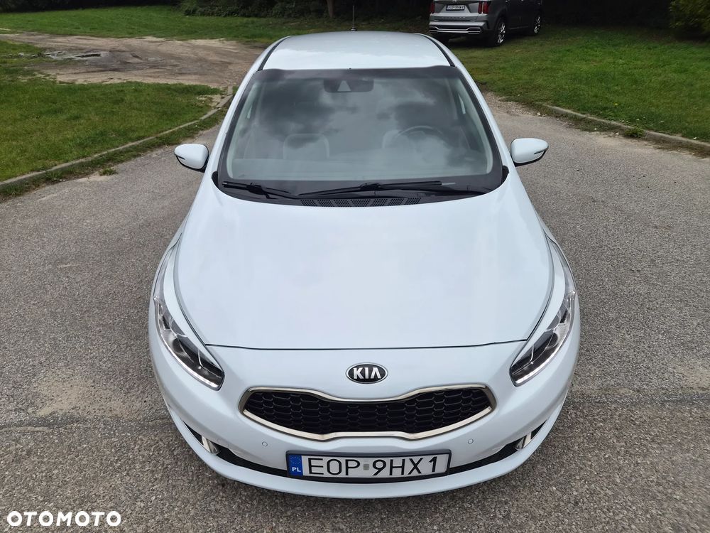 Kia Ceed - 22