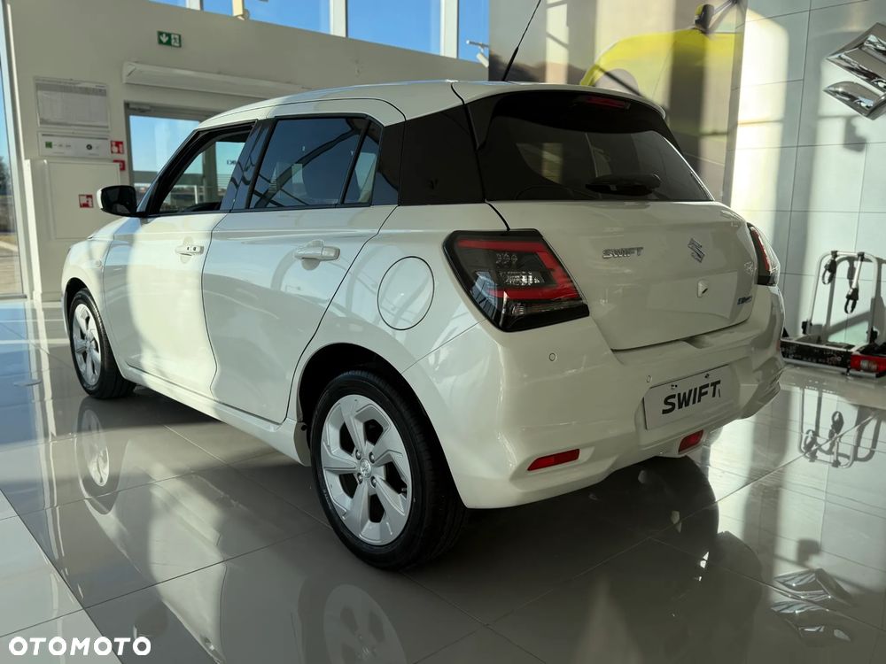 Suzuki Swift 1.2 Dualjet SHVS Premium Plus CVT - 5