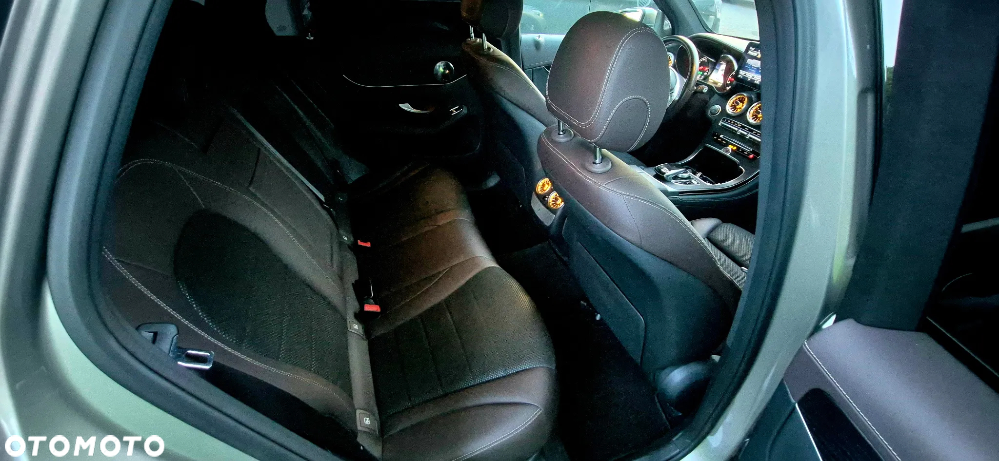 Mercedes-Benz GLC 250 4Matic 9G-TRONIC - 31