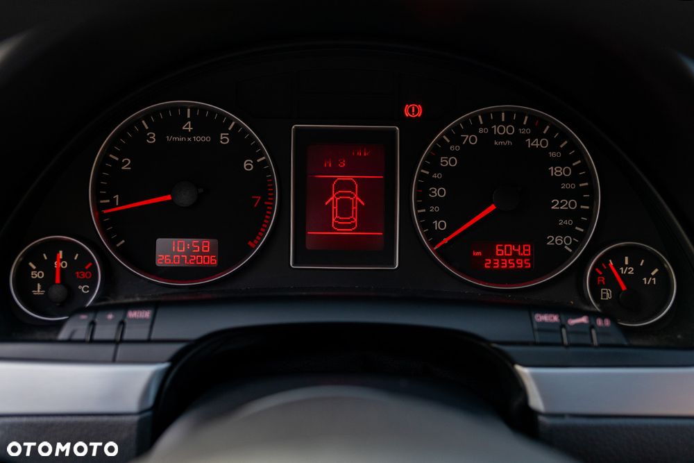 Audi A4 Limousine 1.8 T - 30