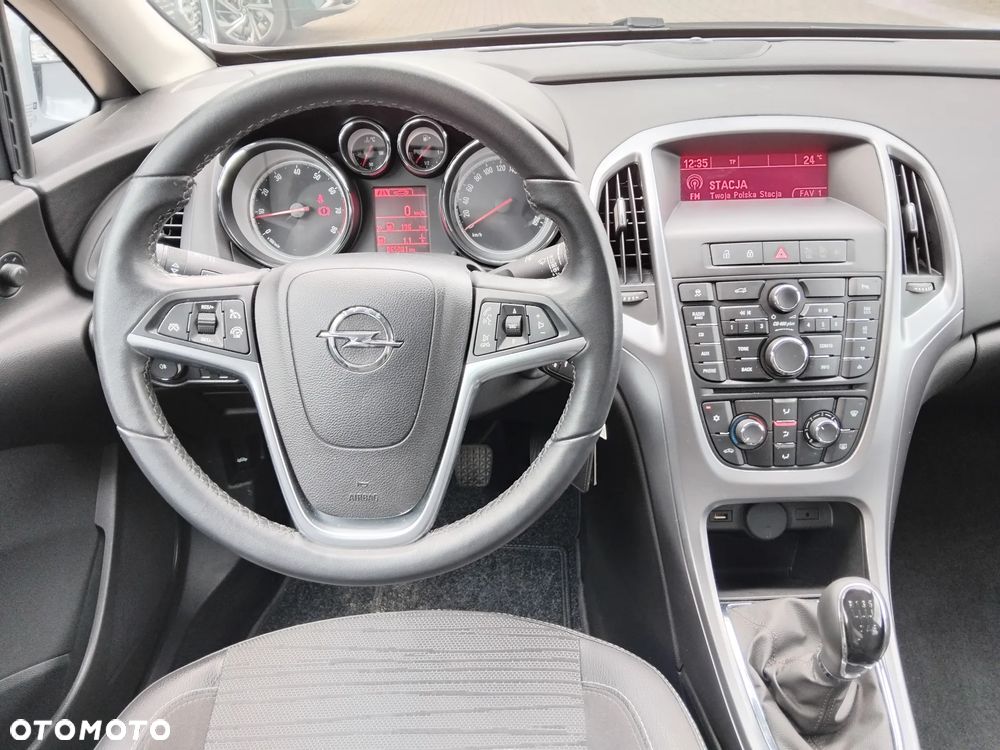Opel Astra 1.4 T Active EU6 - 14