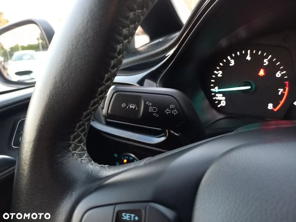 Ford Fiesta 1.0 EcoBoost S&S ACTIVE - 28