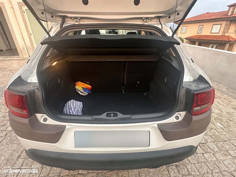 Citroën C4 Cactus - 11