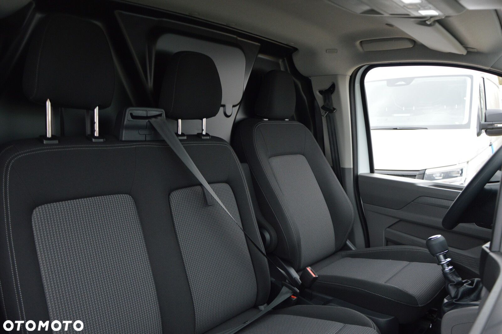 Volkswagen Transporter NOWY TRANSPORTER 3.100 Furgon 2.0 TDI 110 kW 6-G - 12