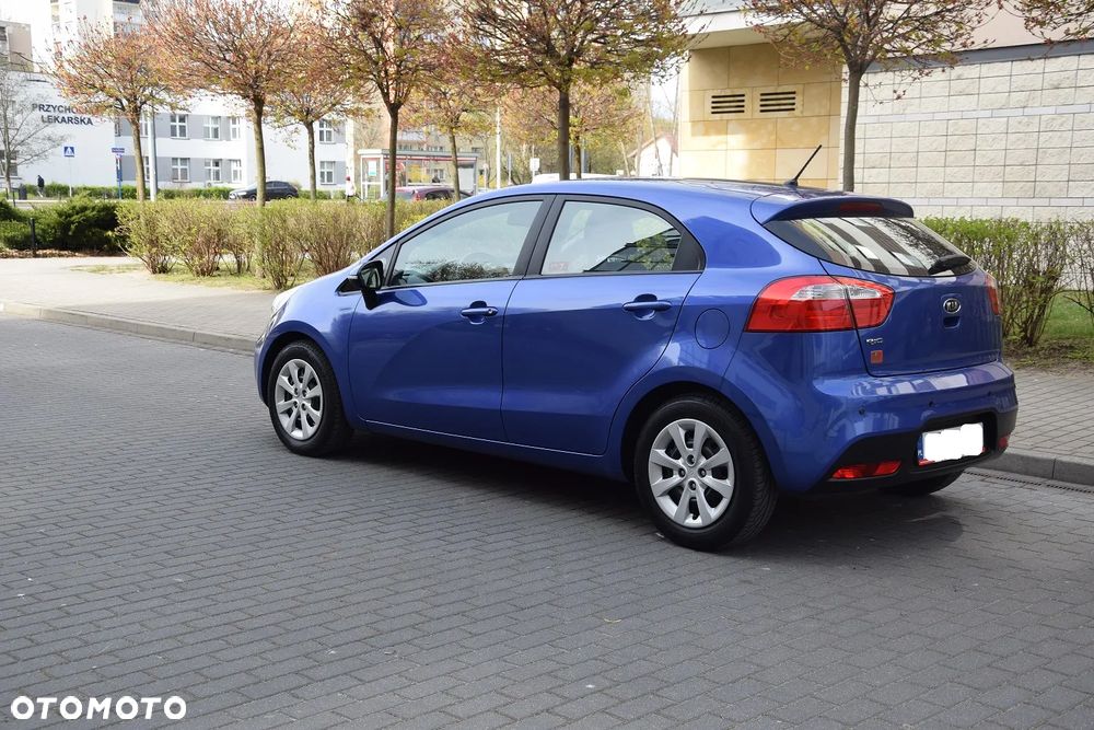 Kia Rio 1.2 XL - 10