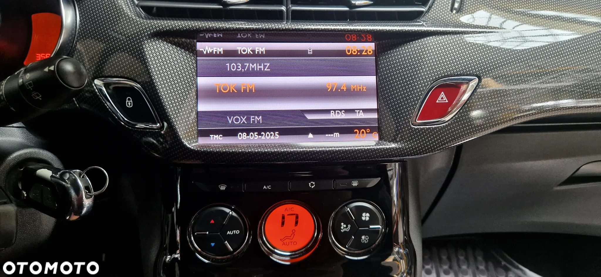 Citroën DS3 e-HDi 110 FAP Ultra-Prestige - 12