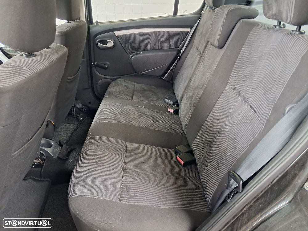 Dacia Sandero 1.2 16V Pack - 7