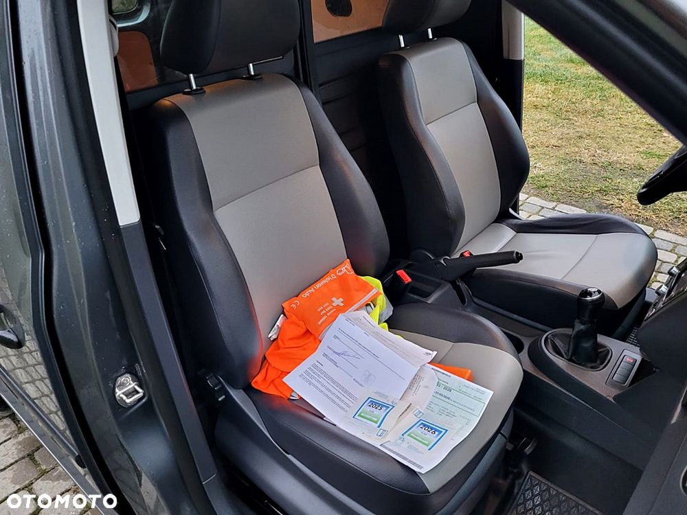 Volkswagen Caddy - 18
