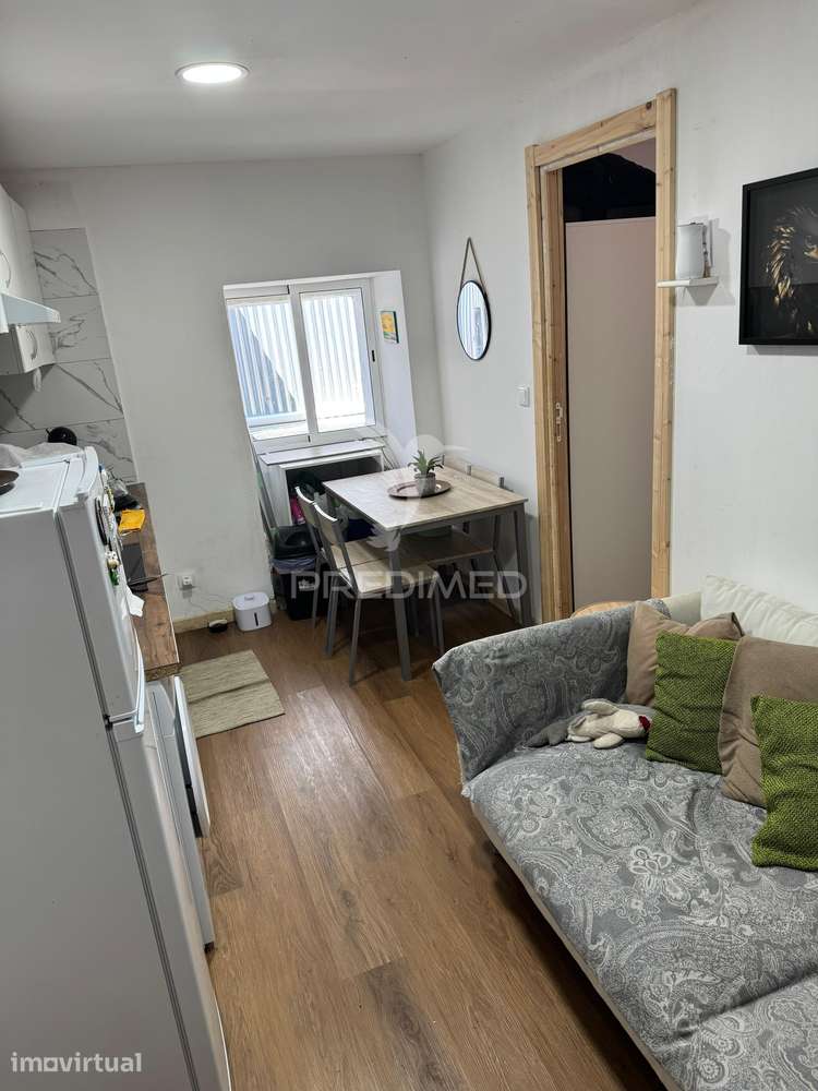 MORADIA COM 6 APARTAMENTOS INDEPENDENTES - Grande imagem: 3/11