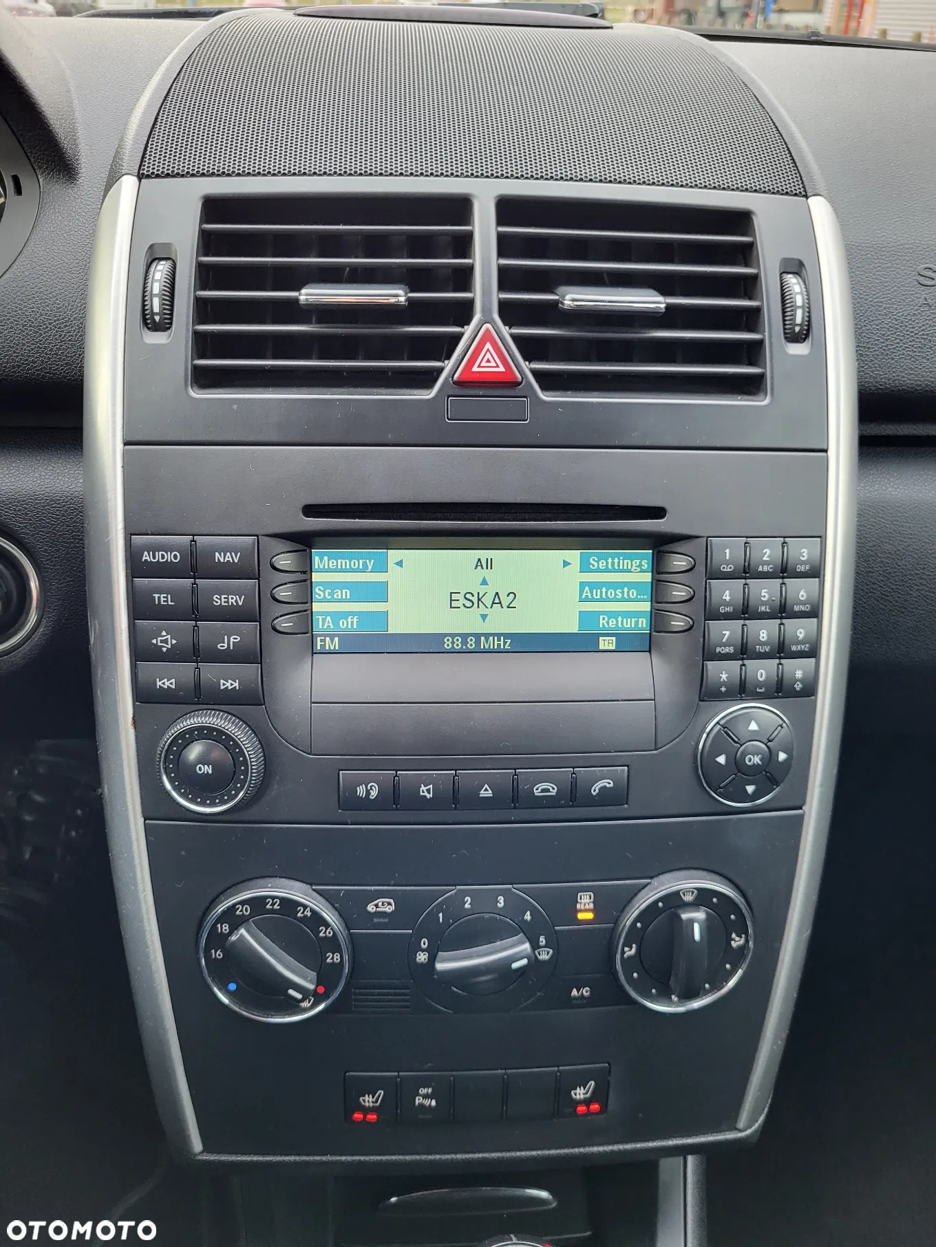 Mercedes-Benz Klasa A 160 CDI Autotronic Avantgarde DPF Polar Star - 18