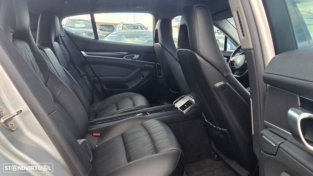 Porsche Panamera S PDK - 18