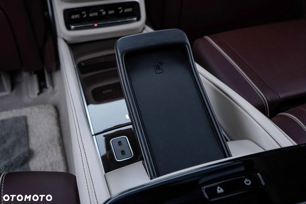 Mercedes-Benz GLS Maybach 600 4-Matic - 24