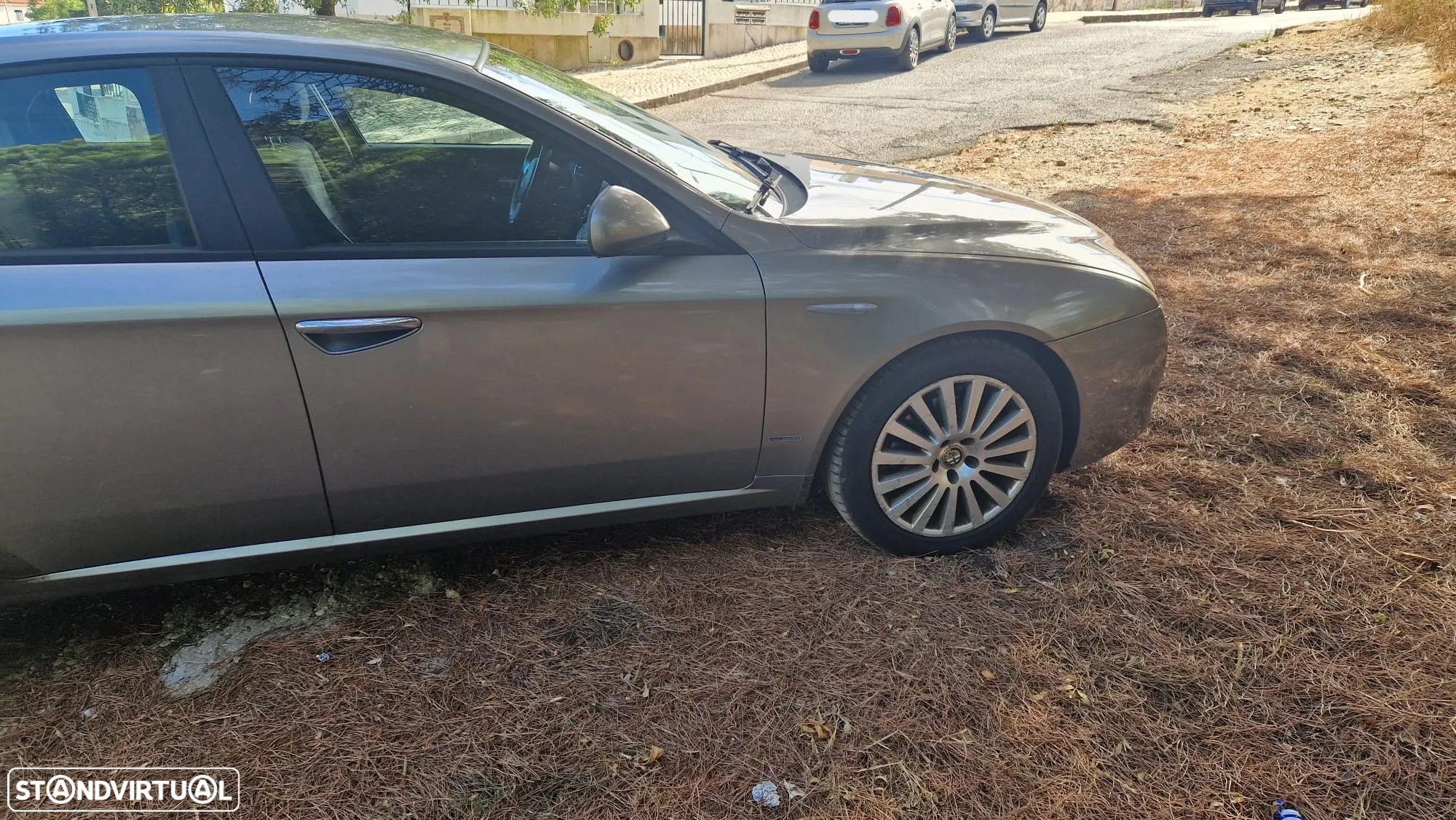Alfa Romeo 159 1.9 JTDm 16V Q-Tronic - 10