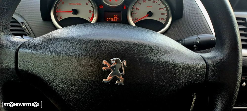 Peugeot 207 1.4 16V Active - 39