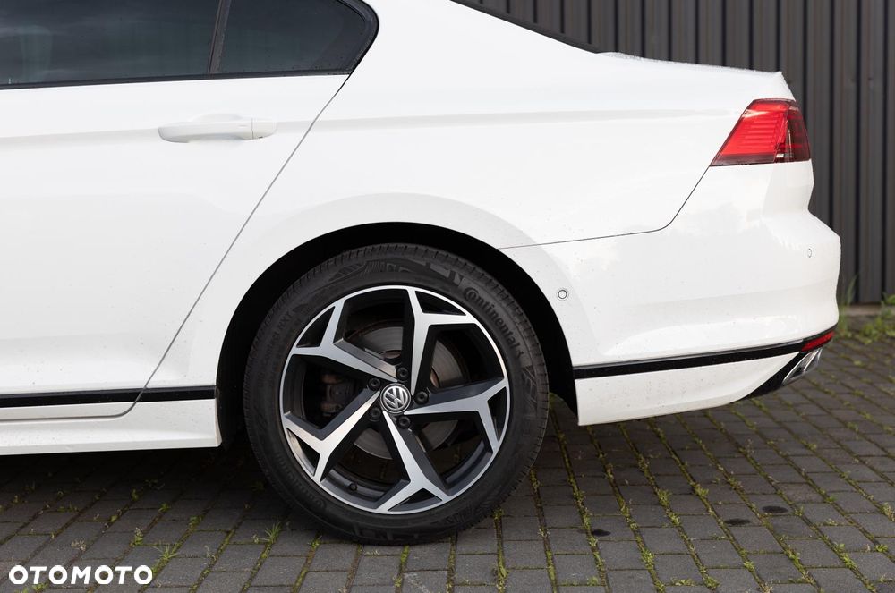 Volkswagen Passat 2.0 TDI Elegance DSG - 7