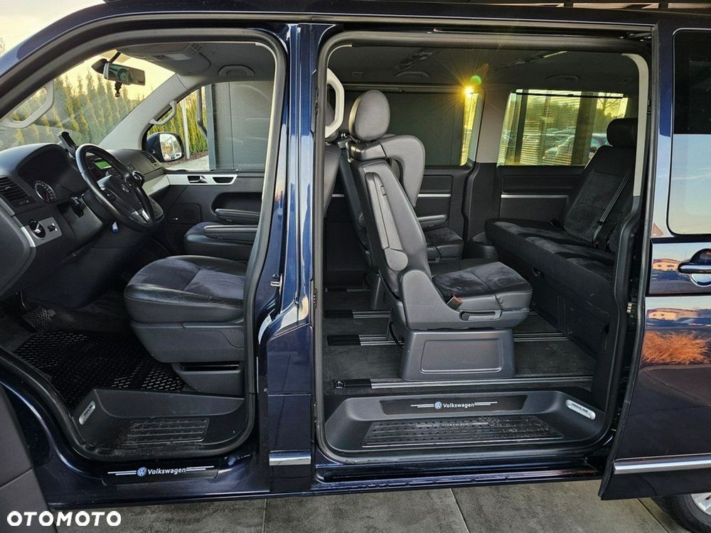 Volkswagen Multivan - 26