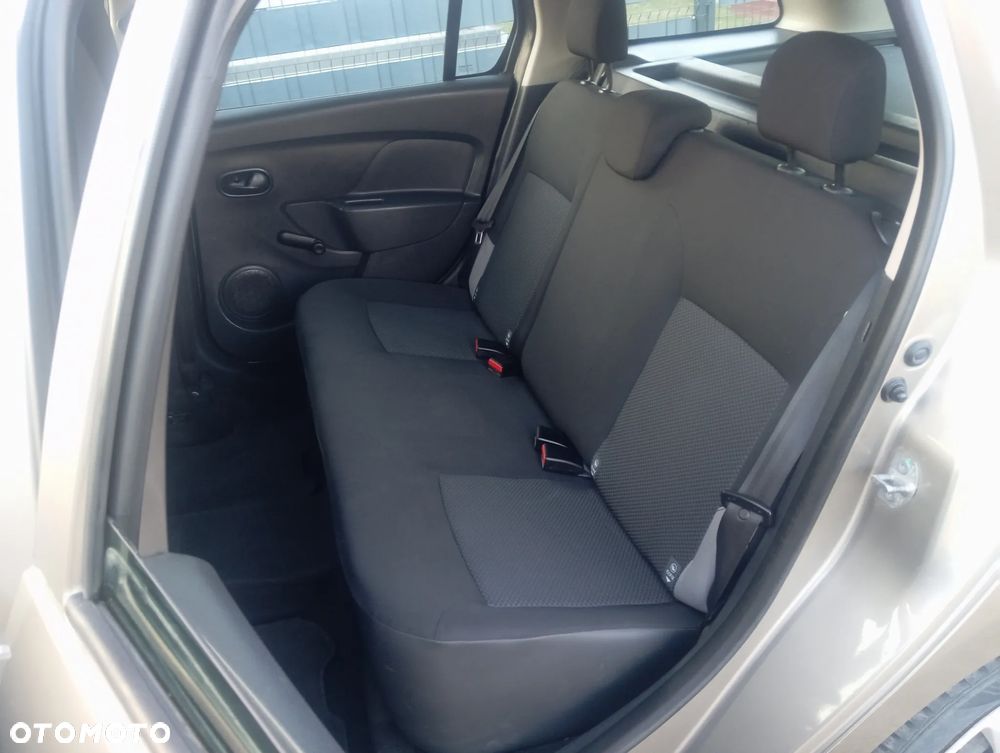 Dacia Logan - 16