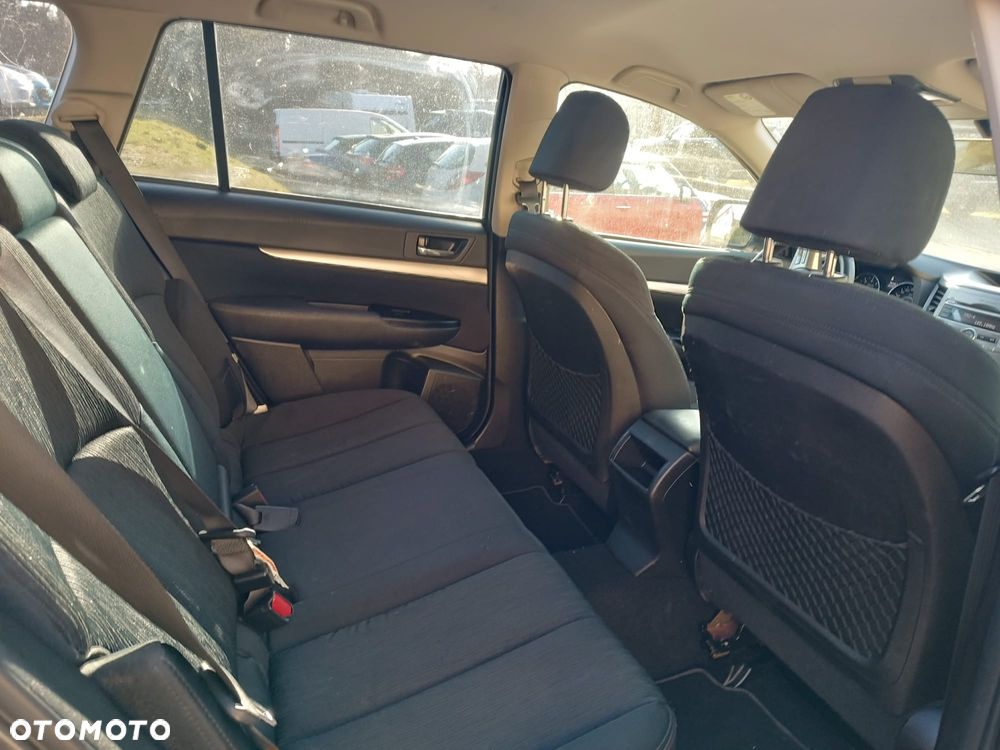 Subaru Legacy 2.0R Active - 17