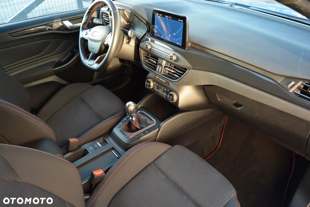 Ford Focus 2.0 EcoBlue ST-Line - 6