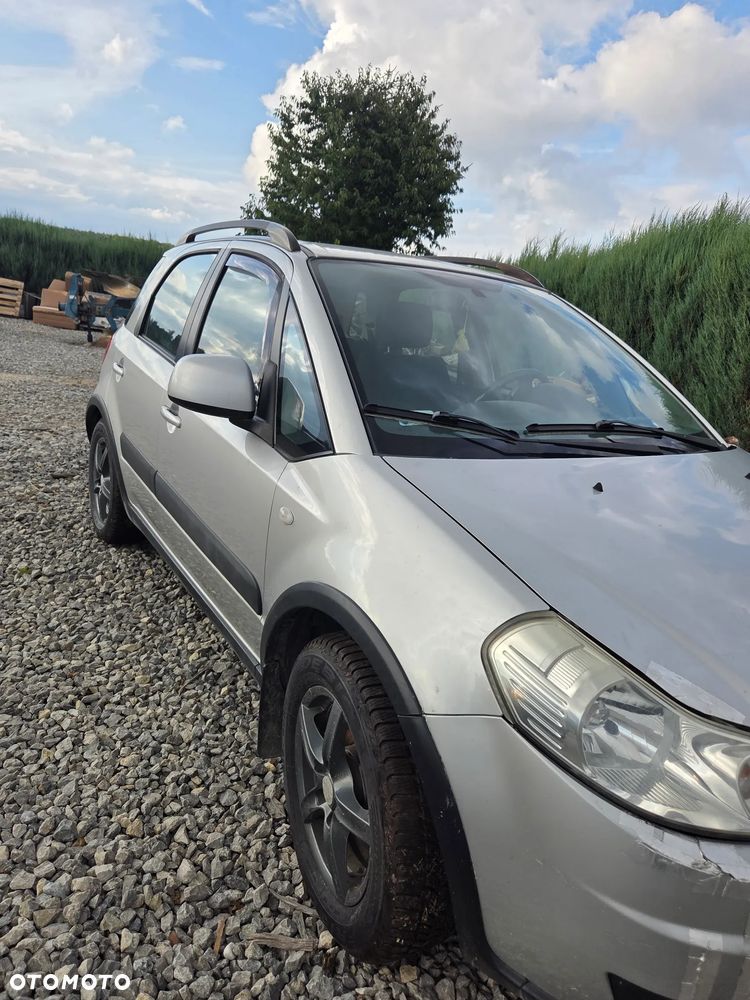 Suzuki SX4 - 8